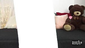 Sexy towel drop reveal