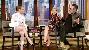 Jennifer Lopez Cross-legged