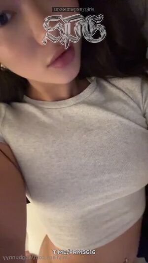 Upskirt Tease Babe Cute Homemade Petite