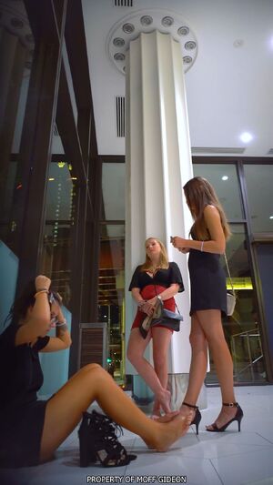 Upshorts Party Skirt Upskirt