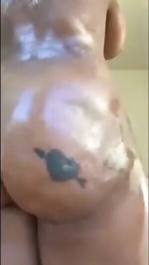 Ebony girls get me weak