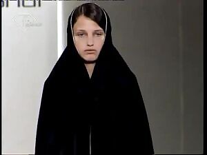 Good god - Innovative top