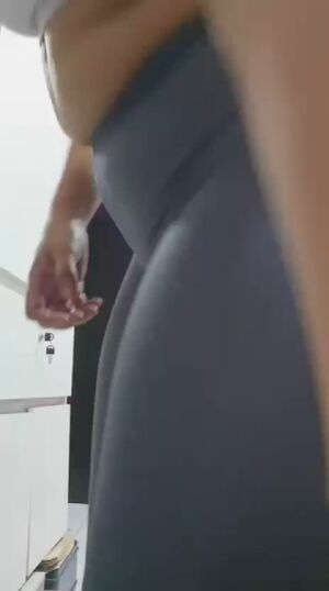 GirlsNextDoor Amateur Ass Homemade OnlyFans