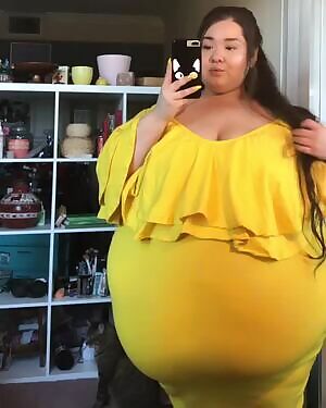 Beautiful Dankii in the mirror