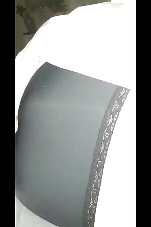 Finishing on my gfs black panties. 🤤