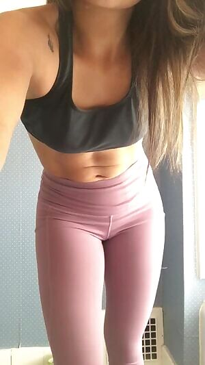 A hot & sweaty day ☀️ workout clothes, videos, sexting, pics, etc 💝