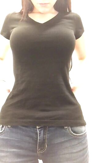 Do I count? I usually hide my ratio with baggy shirts.