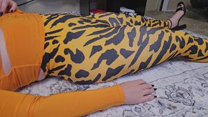 Tight leggings Camel Toe Curvy Non-nude