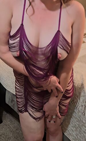 Milfy Melons Amateur Big Tits Erect Nipples