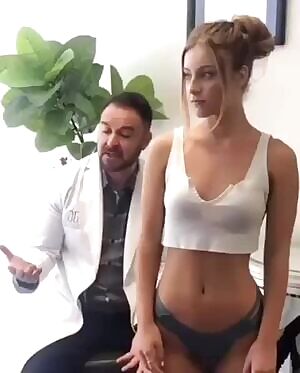 Daisy Keech showing that her booty is real