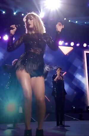 Taylor Swift shaking it