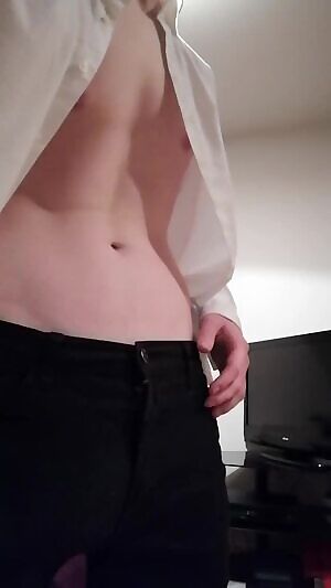 Any girls wanting to chat?