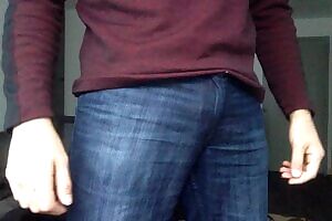 I wanna show you guys something...