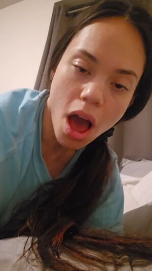 Eye Rolling Orgasms Amateur Asian Facial Expression