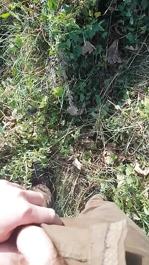 It was so nice to release it in the nature next to a little road ...