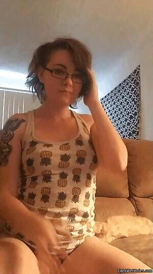 He's becoming a professional cockblock ðŸ˜‚ðŸ±