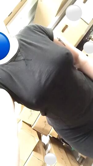 I’ve been doing this so often that i get horny just walking into the backroom at work