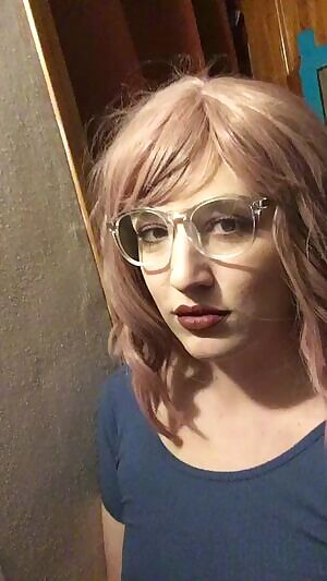 lonely and bored. Message me for my public chat.