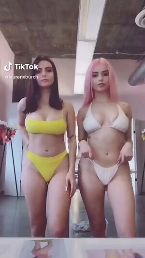 Left 💦 or Right 🔥?