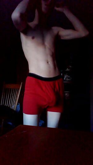 slim twink but my cock is fat ;) PM mr