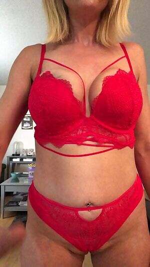 First Time Dropping the Mom Boobs