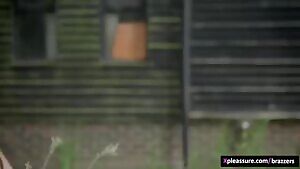 Candi Kayne - Mommy Got Boobs - A View Of The English Cuntryside