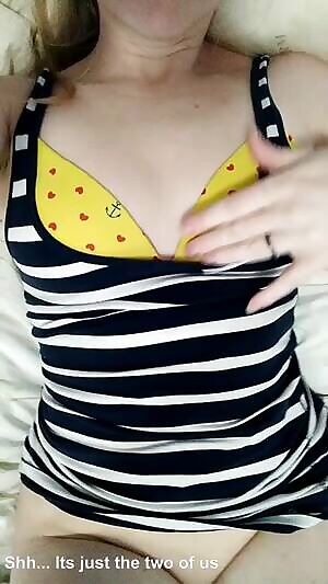 Need Your Hot Girl Fix? JOI, JOE, Teasing, Bratty Femdom ᚍ Friendly ᚍ Available for & s