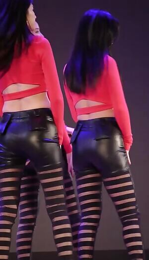 Nine Muses - Serra Cute and Sexy in Leather