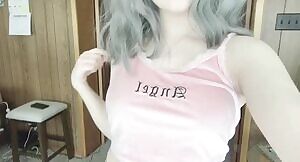 an unnecessarily long video of my pale boobs ~