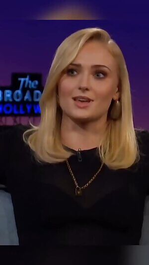 When you turn on Sophie Turner's vibrator