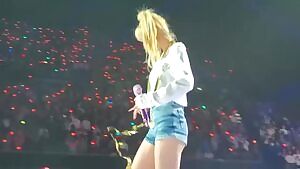 TWICE - Sana & Chaeyoung