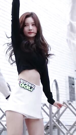 Pink Fantasy - Aini - 181007 - Peekaboo