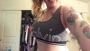 Sports bra titties!