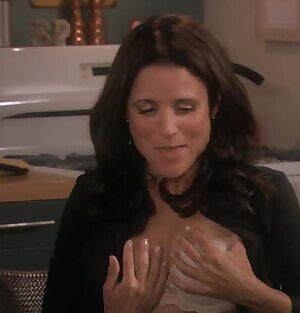 Julia Louis Dreyfus - The New Adventures of Old Christine