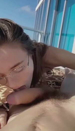Girls Showering Big Ass Boobs Cumshot