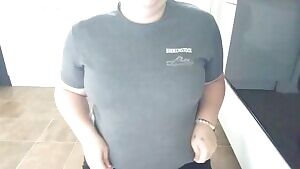 I'm starting to love my body more and more. Hopefully you will too 😘