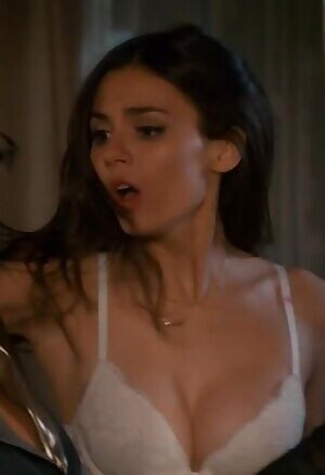 Victoria Justice can always make me bust, especially these scenes from rocky horror show!