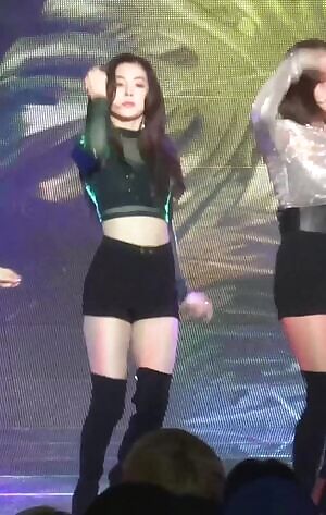 Red Velvet Irene - Peek-A-Boo