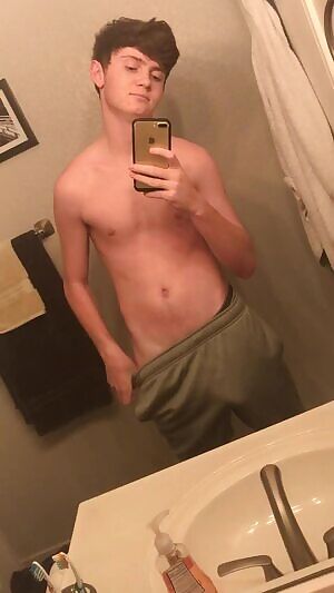 Found an old pair of sweats, luckily they still fit me