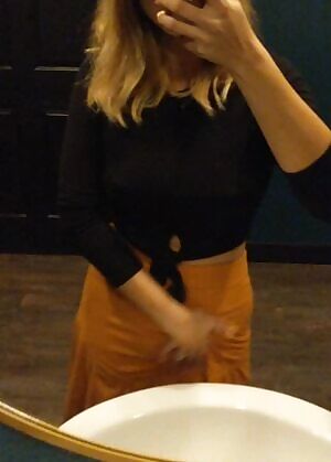 Tipsy and frisky in another restaurant bathroom 😋