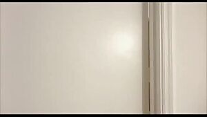 Petite Blonde - Halle Von