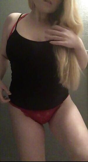 eeling firey 🔥in Red ♥️