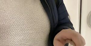 Hmmm.... I wonder if anyone wants to fill me up before I make it to class?🤔🤫