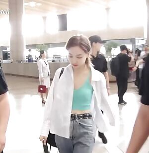TWICE - Nayeon