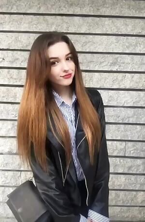 Elina would like to say hi