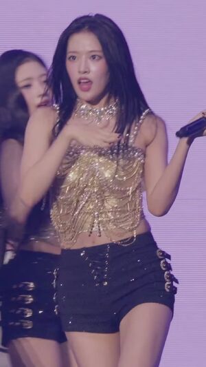 IVE - Yujin