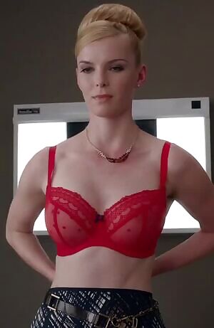Ring in the new year with Betty Gilpin's 34DDs