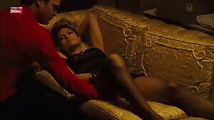 Eva Mendes is hot and bothered, writhing around like a bitch in heat