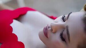 Chloe Grace Moretz has the perfect DSLs and fuck me eyes