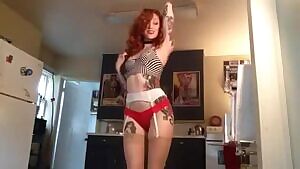 Maud Suicide Striptease